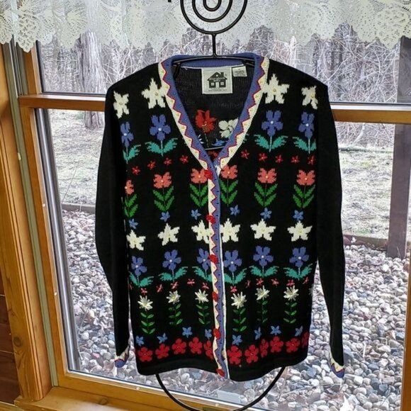 Storybook Knits Vintage Knitted Folkloric Garden Floral‎ ButtonSz M Cardigan - Picture 2 of 11